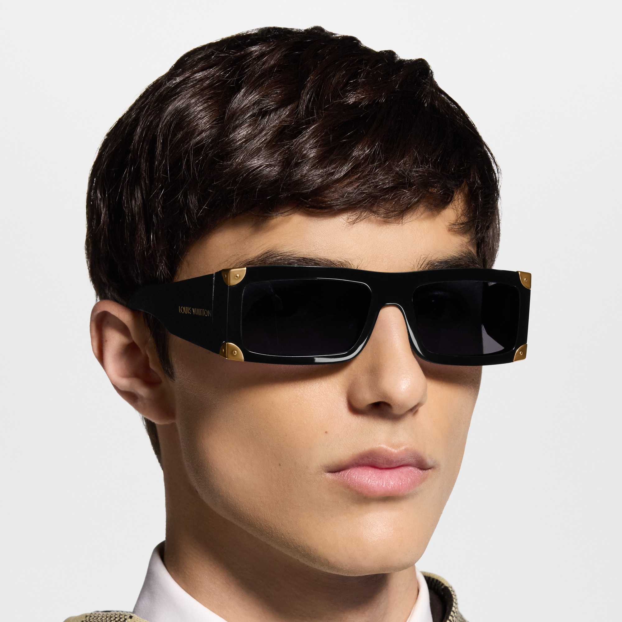 LV Heritage Low Square Sunglasses S00 - Accessories Z3157U | LOUIS